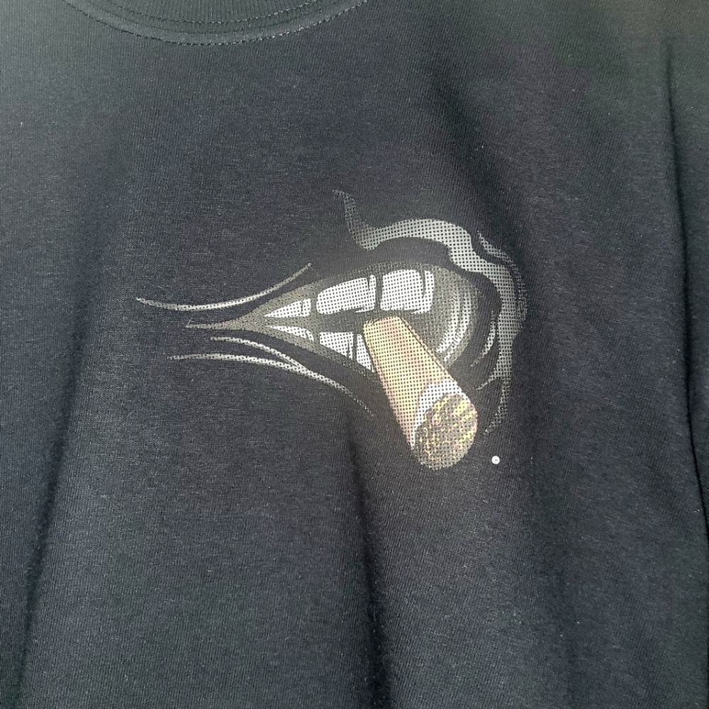 Moonshine t shirt size med. Unisex